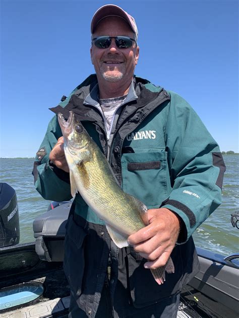 Devils lake fishing report - Mar 16, 2023 · North Dakota Fishing Report-December 24th, 2023. Dec 24, 2023. Crazy to think we have both open water and frozen water fishing going on right now here in North Dakota. It's just one of those years I guess. For me it's been a fun first couple of weeks on the ice. Especially being able to use our new Dakota Walleye and Panfish... 